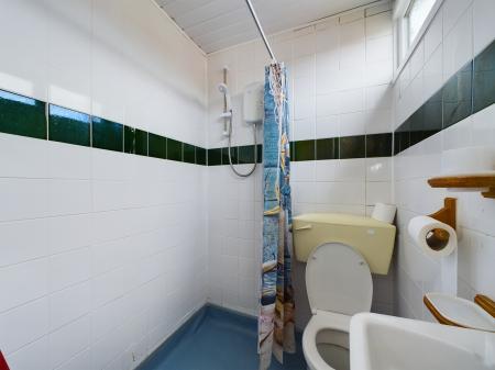 2 bedroom Chalet for sale in Off Links Avenue, Mablethorpe, LN12