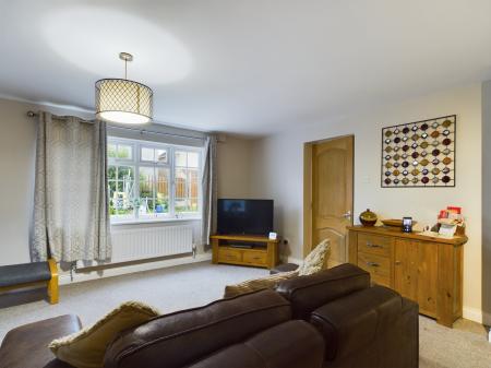 2 bedroom Detached house for sale in Queens Park Close, Mablethorpe, LN12