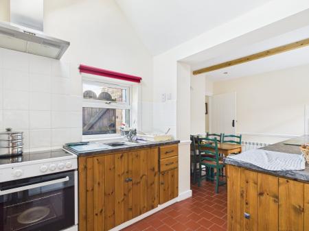 3 bedroom Detached house for sale in Sea Road, Anderby, PE24