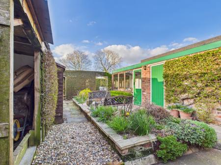 3 bedroom Detached house for sale in Sea Road, Anderby, PE24