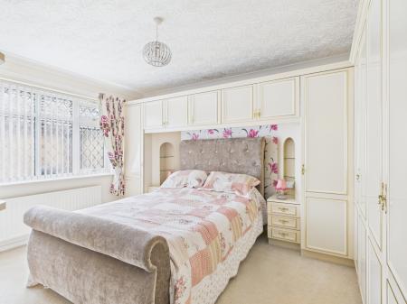 3 bedroom Detached bungalow for sale in Sharmans Close, Sutton on Sea, LN12