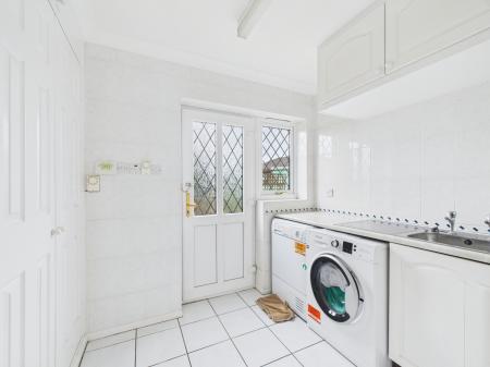 3 bedroom Detached bungalow for sale in Sharmans Close, Sutton on Sea, LN12
