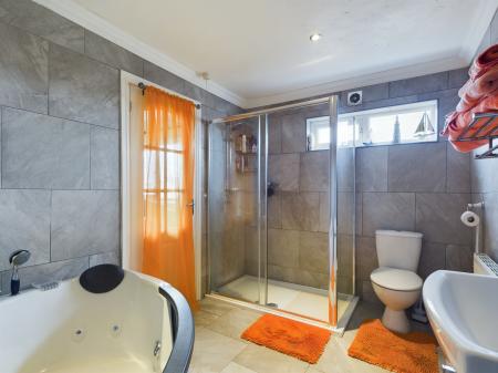 2 bedroom Semi-detached bungalow for sale in St Andrews Road, Mablethorpe, LN12