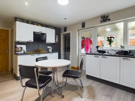 2 bedroom Semi-detached bungalow for sale in St Andrews Road, Mablethorpe, LN12