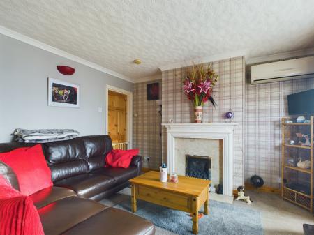 2 bedroom Semi-detached bungalow for sale in St Andrews Road, Mablethorpe, LN12