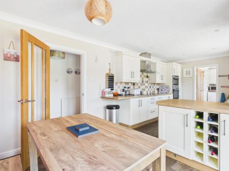 3 bedroom Detached bungalow for sale in St Francis Gardens, Sutton on Sea, LN12