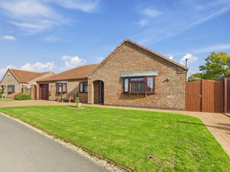 3 bedroom Detached bungalow for sale in St Francis Gardens, Sutton on Sea, LN12