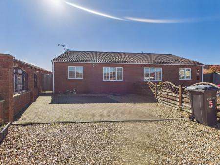 2 bedroom Semi-detached bungalow for sale in St James Gardens, Mablethorpe, LN12