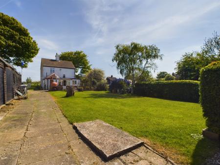 3 bedroom Detached house for sale in Station Road, Theddlethorpe, LN12