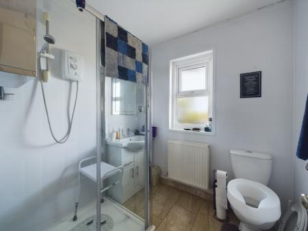 3 bedroom Detached house for sale in Station Road, Theddlethorpe, LN12