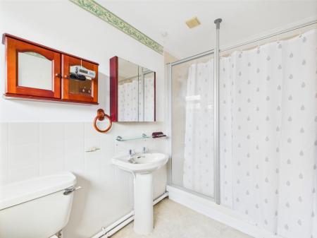 2 bedroom Detached bungalow for sale in The Green, Mablethorpe, LN12