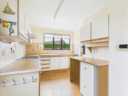 2 bedroom Detached bungalow for sale in The Green, Mablethorpe, LN12