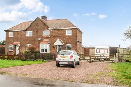 2 bedroom Semi-detached house for sale in Thorpe Tilney, Lincoln, LN4