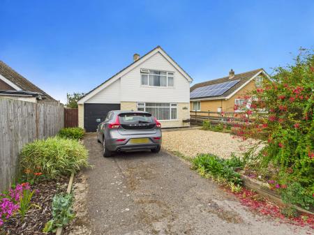 2 bedroom Detached house for sale in Trusthorpe Road, Trusthorpe, LN12