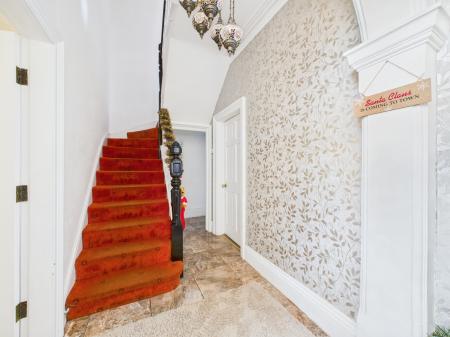6 bedroom Semi-detached house for sale in Victoria Road, Mablethorpe, LN12