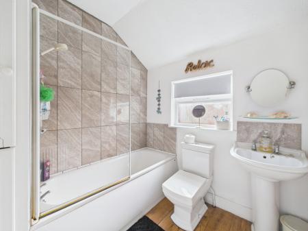 6 bedroom Semi-detached house for sale in Victoria Road, Mablethorpe, LN12