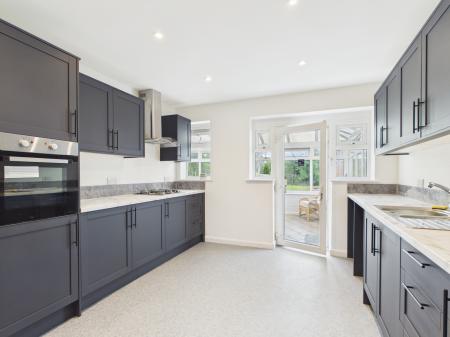 4 bedroom Bungalow for sale in Victoria Road, Mablethorpe, LN12