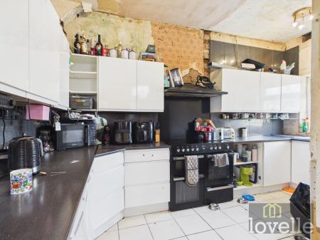 7 bedroom Semi-detached house for sale in Waterloo Road, Mablethorpe, LN12