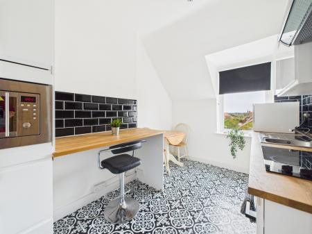 1 bedroom Flat for sale in Willoughby Road, Sutton on Sea, LN12