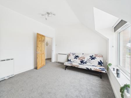1 bedroom Flat for sale in Willoughby Road, Sutton on Sea, LN12