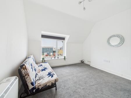 1 bedroom Flat for sale in Willoughby Road, Sutton on Sea, LN12