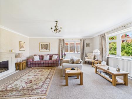 2 bedroom Detached bungalow for sale in Sea Road, Anderby, PE24