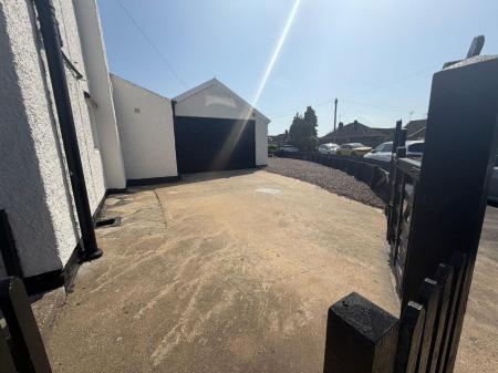 3 bedroom Detached house to let in Storeys Lane, Lincolnshire, Skegness, PE24