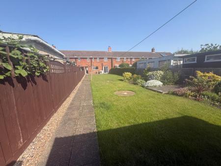 3 bedroom Terraced House to let in Sutton Road, Alford, Alford, LN13