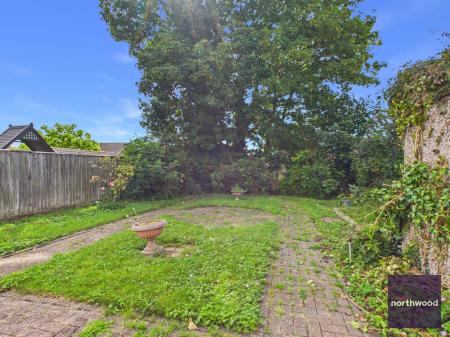 2 bedroom Detached bungalow for sale in Church Road, Mablethorpe, LN12