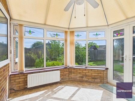 2 bedroom Detached bungalow for sale in Church Road, Mablethorpe, LN12