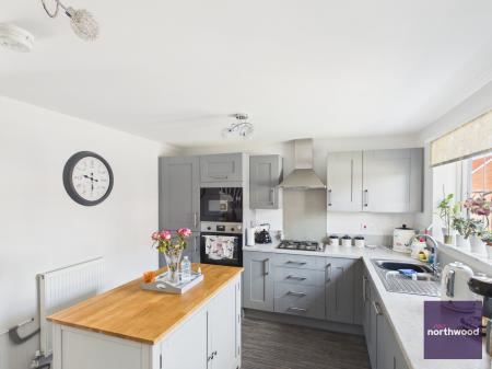 3 bedroom Semi-detached house for sale in Bridgeways, Alford, Alford, LN13