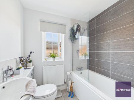 3 bedroom Semi-detached house for sale in Bridgeways, Alford, Alford, LN13