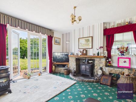 5 bedroom Detached house for sale in West End, Skegness, PE24