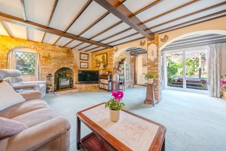 4 bedroom Detached house for sale in High Street, Horncastle, LN9