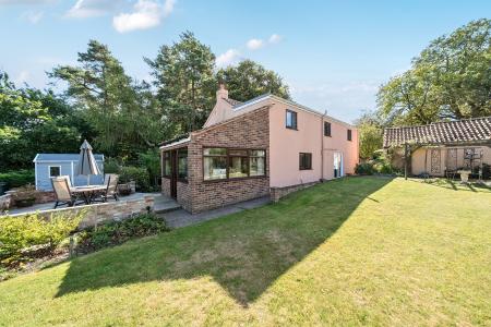 4 bedroom Detached house for sale in High Street, Horncastle, LN9