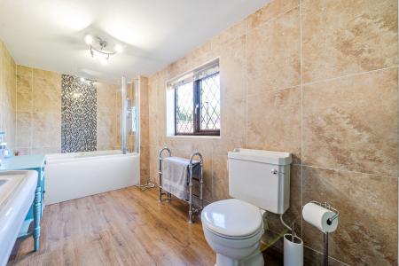 4 bedroom Detached house for sale in High Street, Horncastle, LN9