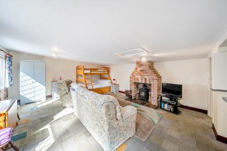 4 bedroom Detached house for sale in High Street, Horncastle, LN9