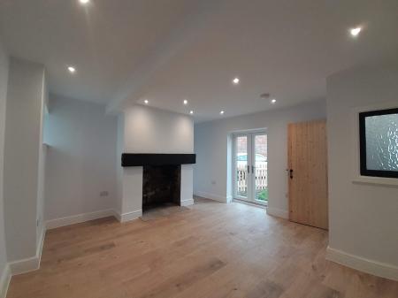 4 bedroom Link detached house to let in High Street, Newton On Trent, Lincoln, LN1