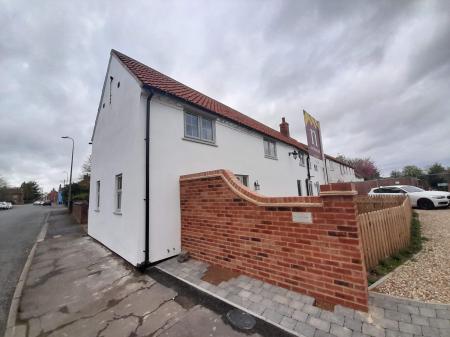 4 bedroom Link detached house to let in High Street, Newton On Trent, Lincoln, LN1
