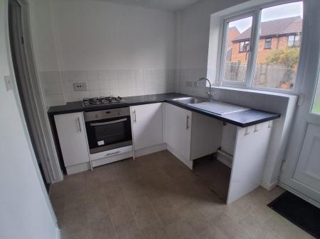 2 bedroom Semi-detached house to let in Atwater Court, Lincoln, LN2
