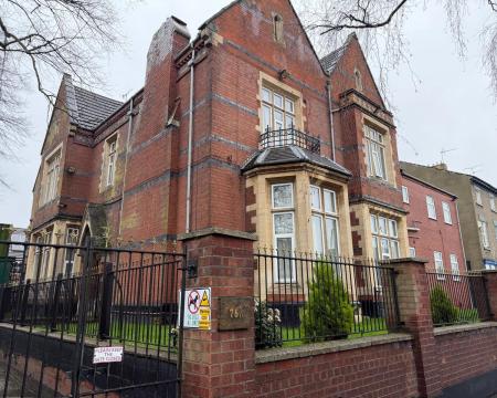 1 bedroom Flat to let in Carholme Road, Lincoln, LN1