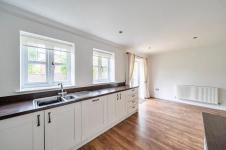 4 bedroom Detached house for sale in Rutland Avenue, Waddington, Lincoln, LN5