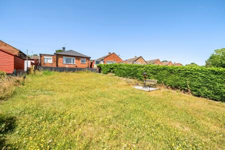 2 bedroom Bungalow for sale in Hillside Avenue, Lincoln, LN2