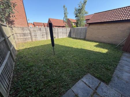 3 bedroom Semi-detached house to let in Kings Manor, Coningsby, LN4