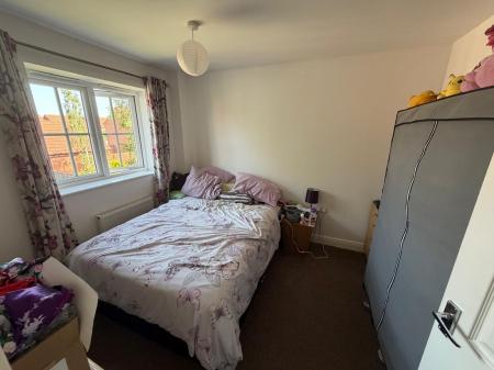 3 bedroom Semi-detached house to let in Kings Manor, Coningsby, LN4
