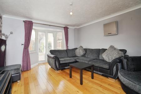 3 bedroom Semi-detached house for sale in Elder Close, Witham St Hughs, Lincoln, LN6