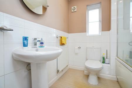 3 bedroom Semi-detached house for sale in Elder Close, Witham St Hughs, Lincoln, LN6
