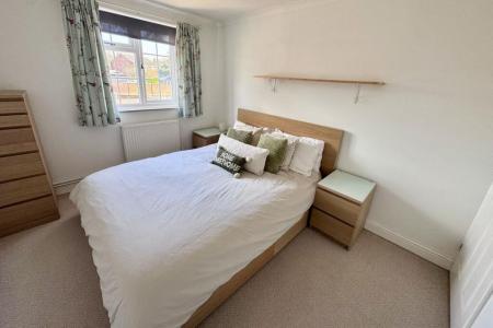 3 bedroom Detached house to let in Chiltern Road, Lincoln, LN5