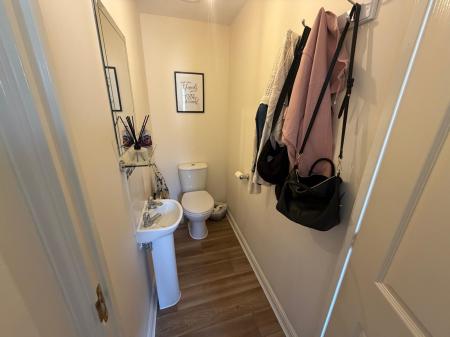 3 bedroom Detached house to let in Leveret Chase, Witham St Hughs, Lincoln, LN6