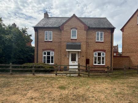 3 bedroom Detached house to let in Leveret Chase, Witham St Hughs, Lincoln, LN6